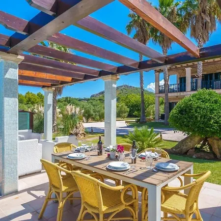 Hébergement de vacances Schoenes Mit Pool Fuer 10 Personen In Strandnaehe Alcúdia